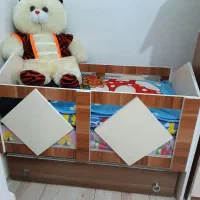 تخت و کمد کودک