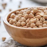 کار گر میخوام برای نخود چیدن