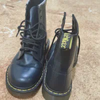 بوت دکتر مارتینز اورجینال فروش فوری|کیف، کفش، کمربند|تهران, الهیه|دیوار