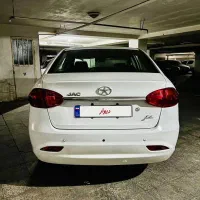 جک j4 اتومات بدون رنگ سفید 1402|خودرو سواری و وانت|اسلامشهر, شهرک واوان|دیوار