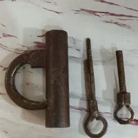 قفل فولادی قدیمی