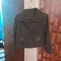 مقداری لباس زنانه ودخترانه به صورت تیکه ای