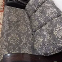 مبل راحتی وبوفه و گل فوم بزرگ