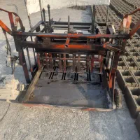 دستگاه بلوک زنی ۵ قالبه