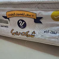 تحت دو نفره .|تخت و سرویس خواب|قدس, شهر‌قدس|دیوار