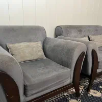 مبل ۷ نفره،میز بزرگ و ۳ تا عسلی