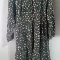 پیراهن مجلسی|لباس|بندر انزلی, آذربایجان|دیوار