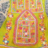 لباس بچگانه