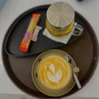 ادمین پست و استوری هستم