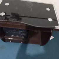 میز کامپیوتر سالم تمیز فقط یه ماه استفاده شده|میز تحریر و کامپیوتر|بندرعباس, |دیوار