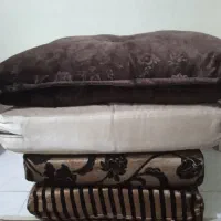 میز مبل کوسن وتشک یکنفره دوتا پشتی دستبافت ترکمن|مبلمان خانگی و میز عسلی|تهران, دولاب|دیوار
