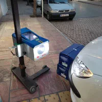 تنظیم چراغ با دستگاه لیزری