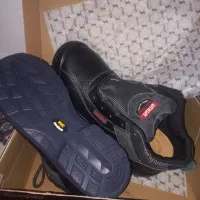 کفش ایمنی عایق برق