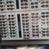 استند عینک|فروشگاه و مغازه|اندیشه, اندیشه فاز ۱|دیوار