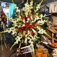 اجاره و فروش انواع تاج گل تسلیت و ترحیم|خدمات پذیرایی، مراسم|تبریز, |دیوار