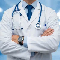 به یک پزشک عمومی یا پزشک فعال در حوزه پوست وزیبایی