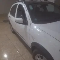 کوییک آر دنده ای یه کف دست رنگ