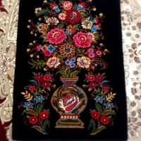 تابلو فرش دستبافت تمیز وزیبا مشتری واقعی تماس گیرد