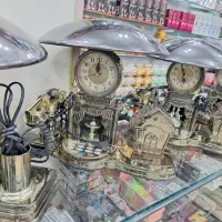 آباژور، تلفن، ساعت کلاسیک قدیمی