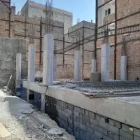 ۲۰۰ متر نمیه کاره