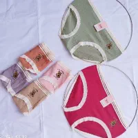 لباس زیر زنانه