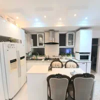 ۷۰ متری/ شیک/ ۲ خوابه/فول امکانات/ خ ششم بدون مالک