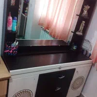 میز آرایش درحد نو توافقی|مبلمان خانگی و میز عسلی|رشت, آب و برق|دیوار