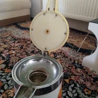 فلاکس سالم و قدیمی|ظروف نگهدارنده، پلاستیکی، یک‌بارمصرف|زنجان, |دیوار