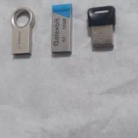 3عدد فلش 32گیگ درحدنو پر آهنگ