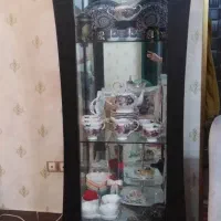 ویترین سالم کمر باریک|بوفه، ویترین، کنسول|رشت, دیانتی|دیوار