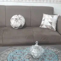 مبل هفته نفره راحتی یک عدد جلو مبلی دوتا عسلی|مبلمان خانگی و میز عسلی|میانه, |دیوار