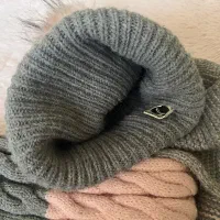 شال‌ وکلاه طوسی صورتی نو فقط۴۵۰ تومن|لباس|اردبیل, |دیوار