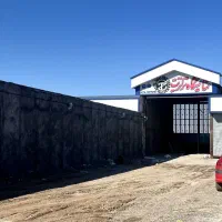 فروش گاراژ در جاده بویین زهرا دانسفهان|فروش مغازه و غرفه|بوئین زهرا, |دیوار