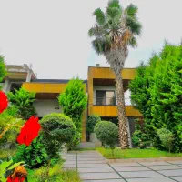 ویلای-باغ-800-متری-استخر-4-فصل-سند-تک-برگ