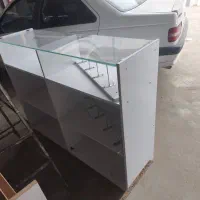 میز مغازه درحدنو|کتابخانه، شلف، قفسه‌های دیواری|گنبد کاووس, |دیوار