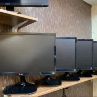 بورس انواع مانیتورهای اقتصادی