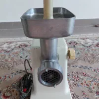 چرخ گوشت قدیمی سالم  و نوستالوژی|خردکن، آسیاب، غذاساز|قم, زنبیل آباد|دیوار