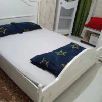 تخت دو نفره