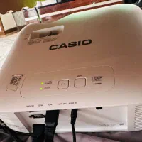 ویدو پرژکتورcasio لیزری اصل ژاپن نمایش در روز و شب