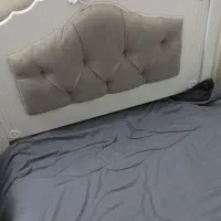 تخت در حد نو سالم