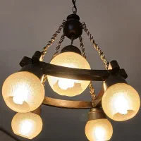لوستر چوبی