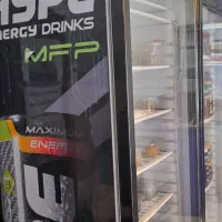 یخچال  ایستاده تمیز تمیز ۶ ماه کار کرده