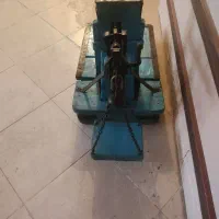 قاپان چوبی کوچک خاص|کلکسیون اشیاء عتیقه|تهران, فلسطین (میدان انقلاب)|دیوار