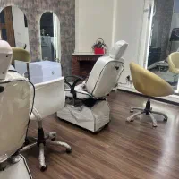 دعوت به همکاری در سالن زیبایی واقع در معلم