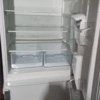 یخچال فریزر دیجیتالی اورست در حد نو بدون برفک|یخچال و فریزر|همدان, |دیوار