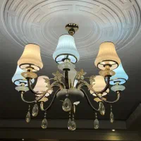 لوستر ۸ شاخه