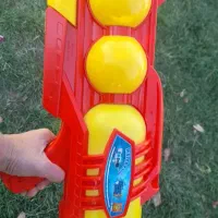 تفنگ آب پاش