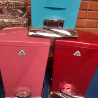 سطل زباله سرویس بهداشتی