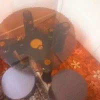 مبل کار کرده و میز عسلی کار کرده قیمت‌ توافقی.|مبلمان خانگی و میز عسلی|قزوین, |دیوار
