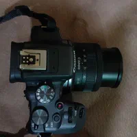 دوربین بدون آینه کانن R10